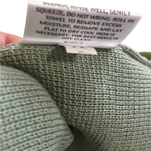 Eileen Fisher 80% Silk Tunic Jacket Sweater Cardigan Button Front Sea Green Med - Picture 9 of 12